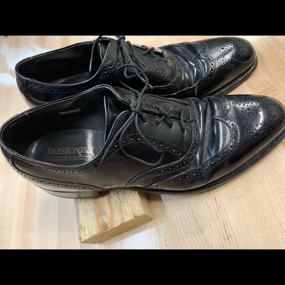 Black wingtips - Picture 2 of 4